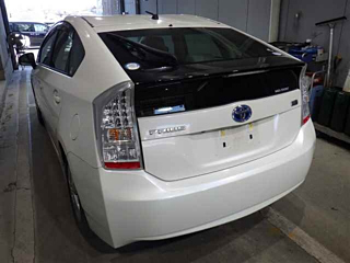 TOYOTA PRIUS 2011