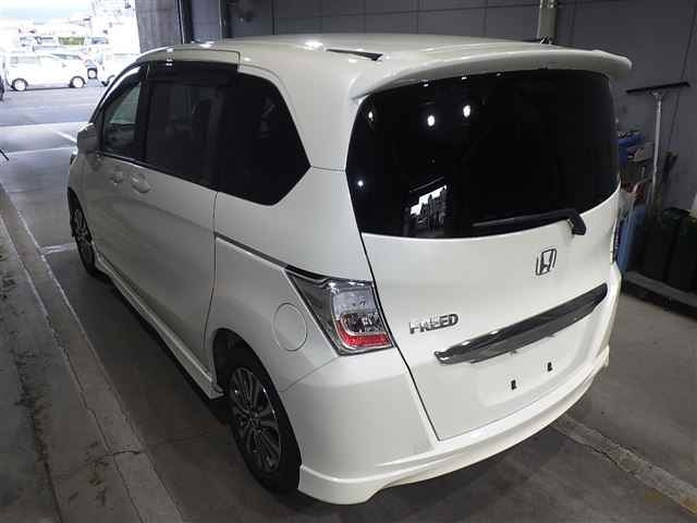 HONDA FREED 2012