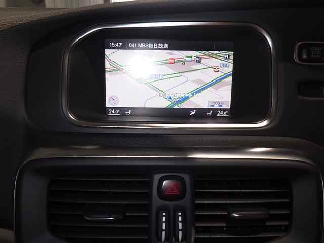 VOLVO V40 2014
