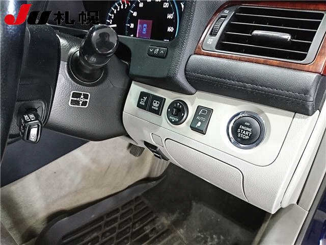 TOYOTA CROWN 2008