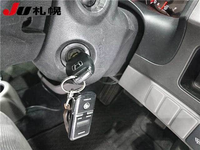 HONDA STREAM 2010