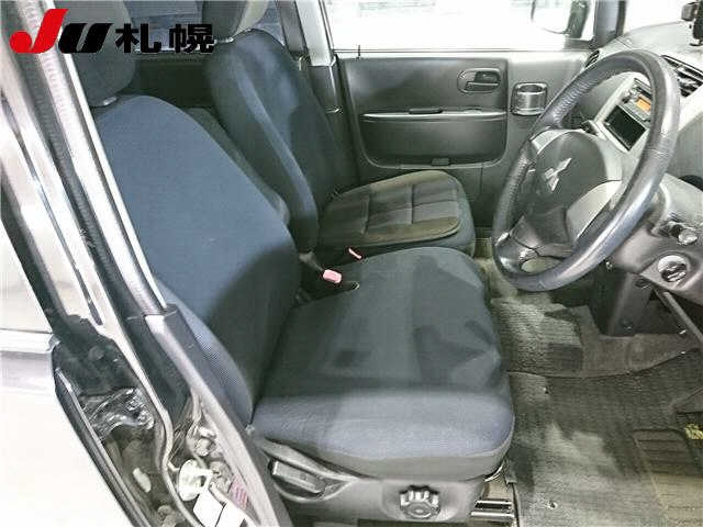 MITSUBISHI EK SPORTS 2010