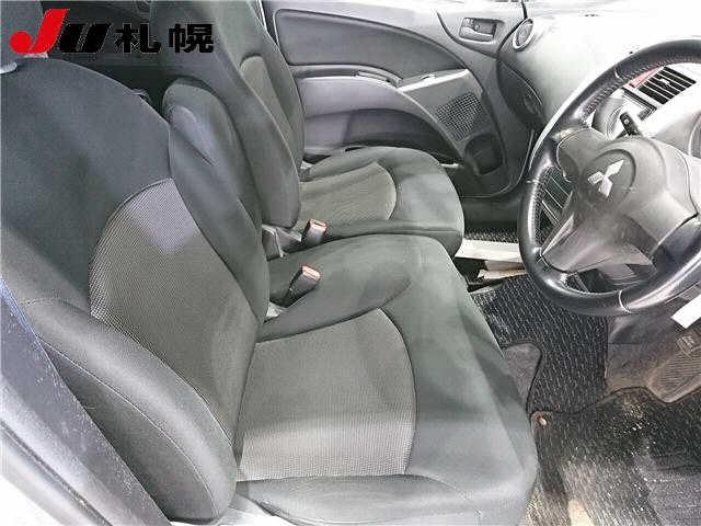 MITSUBISHI COLT PLUS 2009