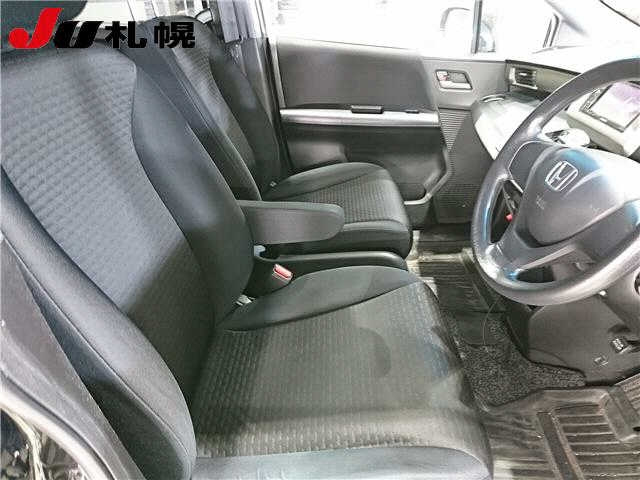 HONDA FREED 2011