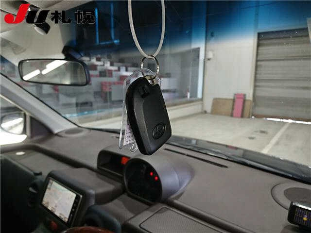 TOYOTA PORTE 2012