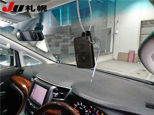TOYOTA VELLFIRE 2010