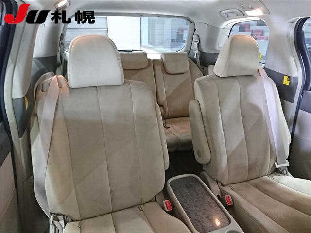 TOYOTA ESTIMA HYBRID 2009