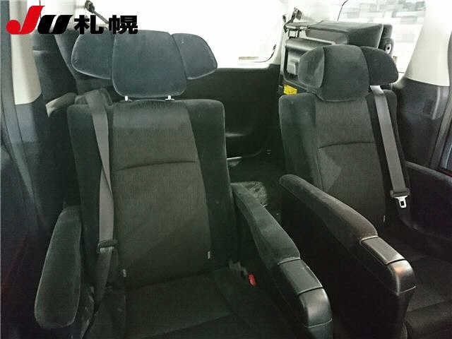 TOYOTA ALPHARD 2009