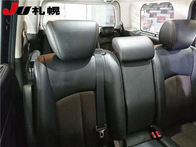 NISSAN ELGRAND 2010