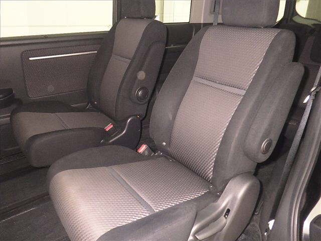 HONDA STEP WAGON 2017