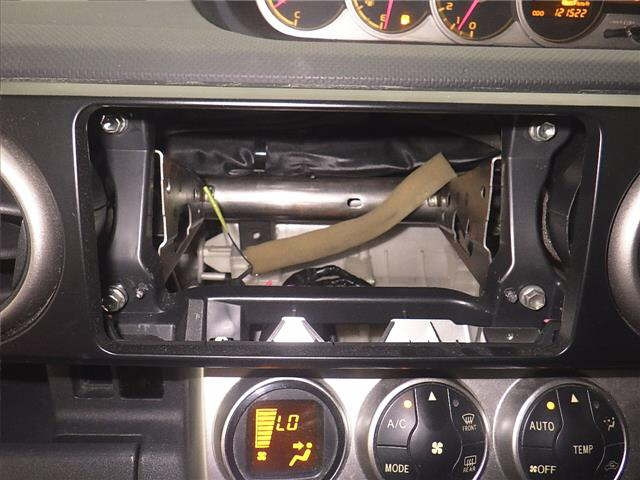 TOYOTA COROLLA RUMION 2011