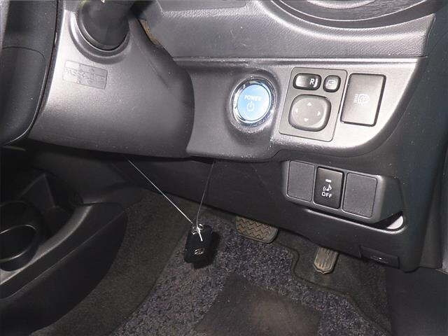 TOYOTA AQUA 2014