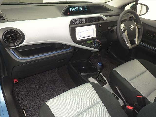 TOYOTA AQUA 2014