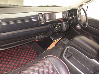 TOYOTA HIACE 2014
