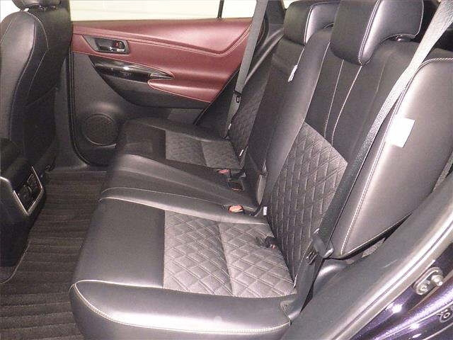 TOYOTA HARRIER 2017