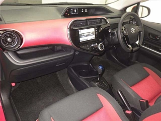 TOYOTA AQUA 2018