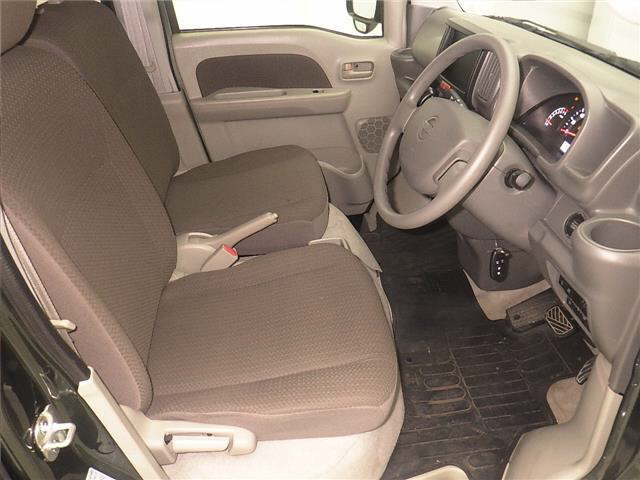 NISSAN CLIPPER VAN 2024