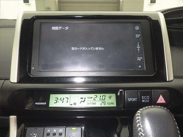 TOYOTA WISH 2012