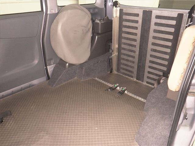 MITSUBISHI TOWNBOX 2011