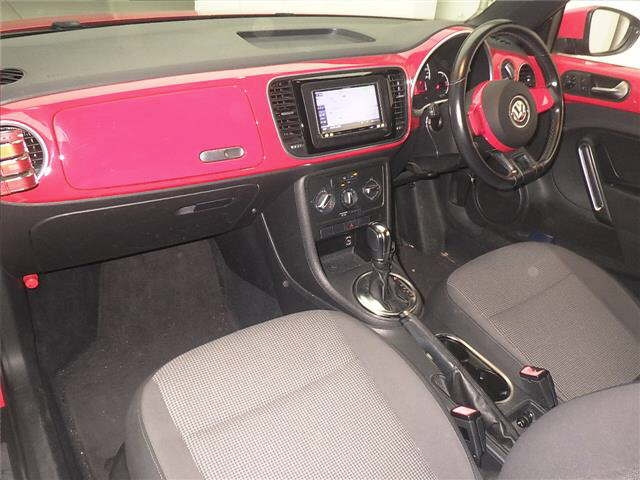 VOLKSWAGEN THE BEETLE 2013