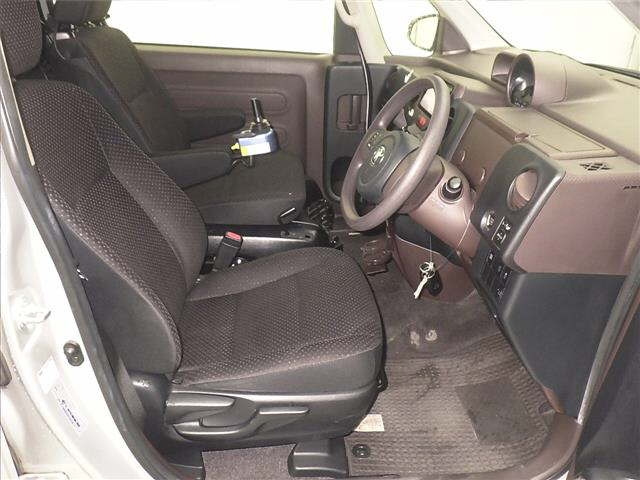 TOYOTA PORTE 2014