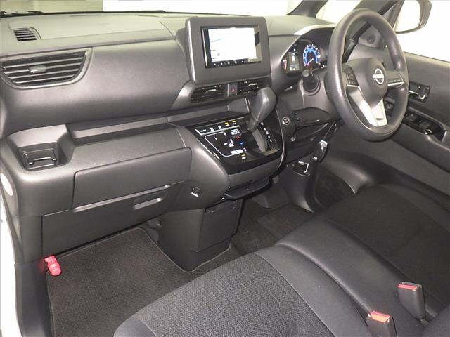 NISSAN ROOX 2024