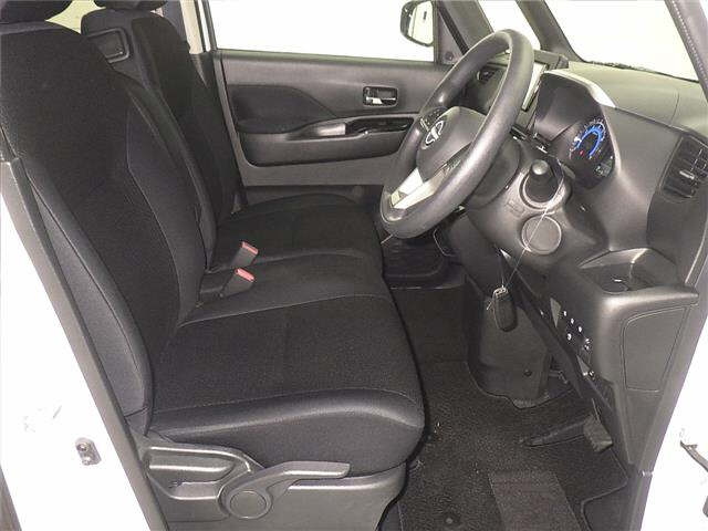 NISSAN ROOX 2024