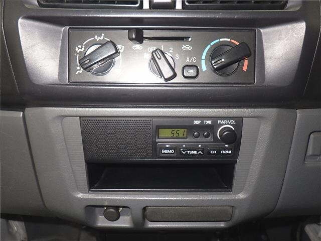 MITSUBISHI MINICAB TRUCK 2009