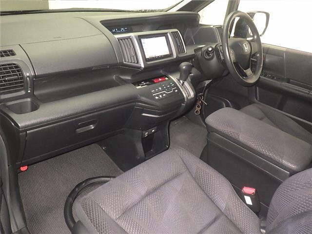 HONDA STEP WAGON 2010