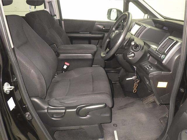 HONDA STEP WAGON 2010