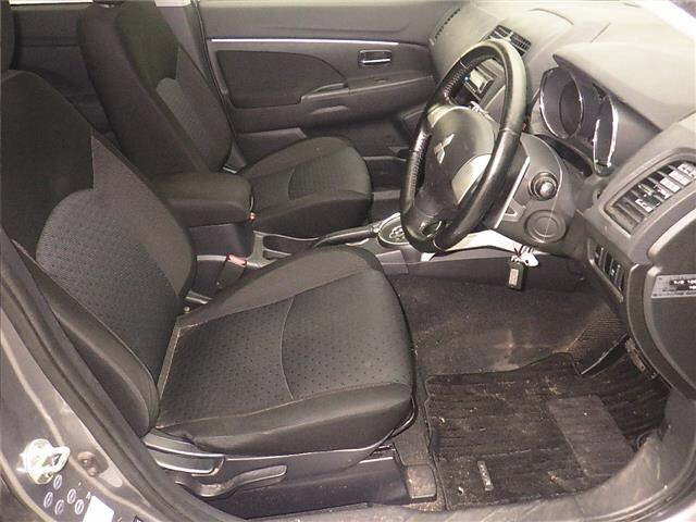 MITSUBISHI RVR 2012