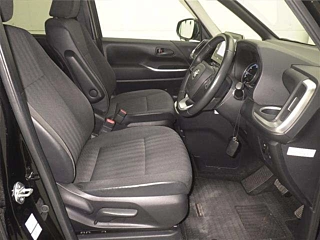 TOYOTA NOAH 2022