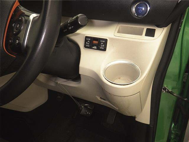TOYOTA SIENTA 2015