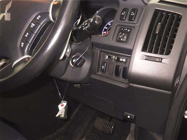 MITSUBISHI DELICA D5 2014
