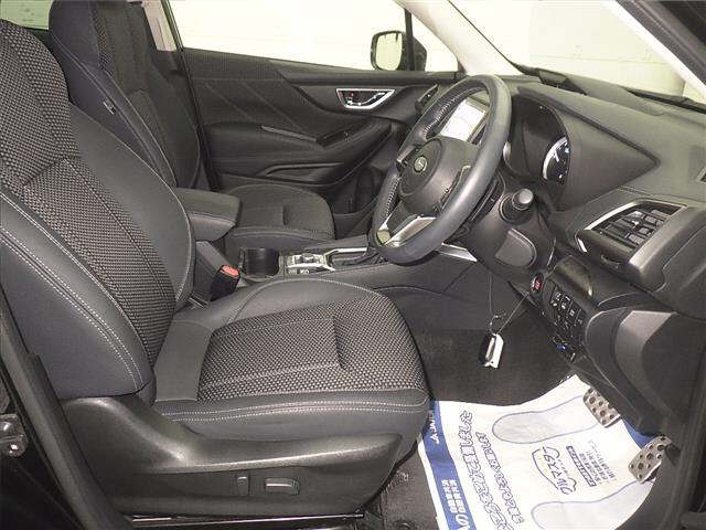 SUBARU FORESTER 2023