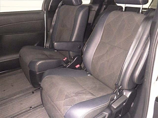 TOYOTA ESTIMA 2017