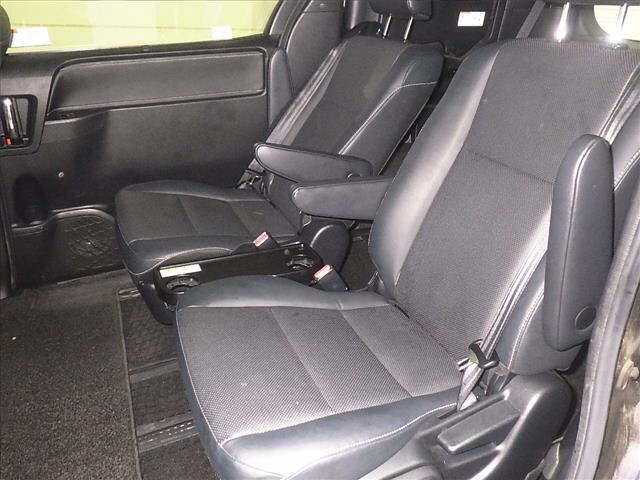 TOYOTA ESQUIRE 2017