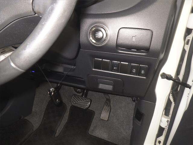 SUZUKI SOLIO 2011