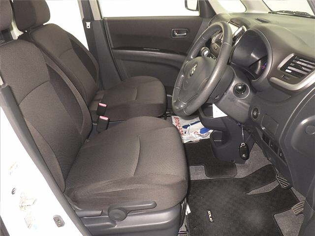 SUZUKI SOLIO 2011