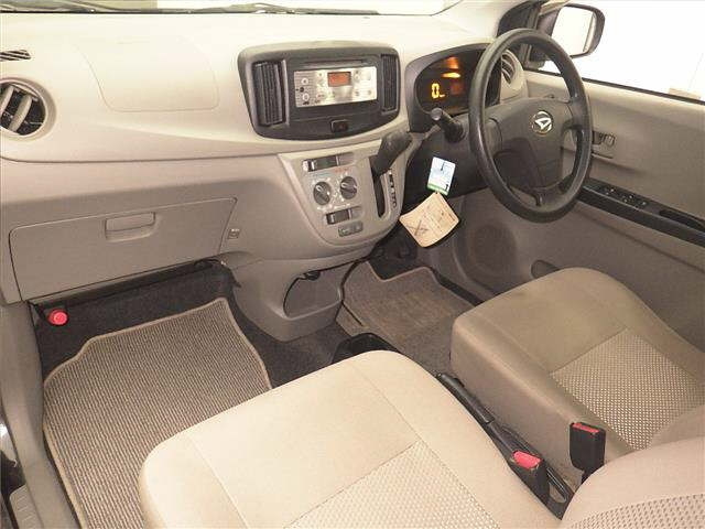 DAIHATSU MIRA E S 2013