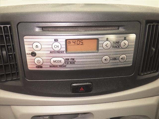 DAIHATSU MIRA E S 2013