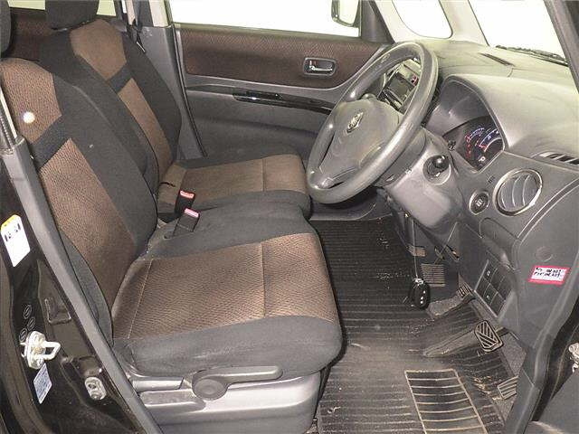 NISSAN ROOX 2012