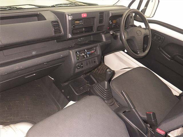 DAIHATSU HIJET TRUCK 2015