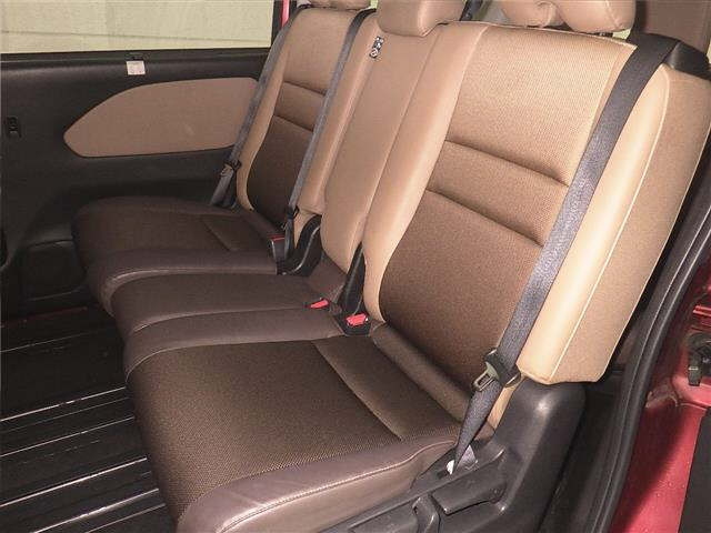 NISSAN SERENA 2017