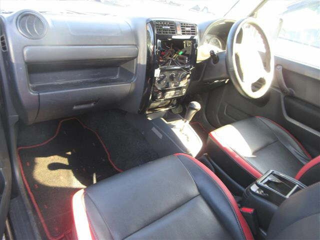 SUZUKI JIMNY 2012
