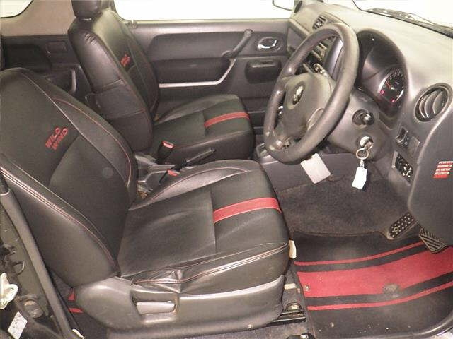 SUZUKI JIMNY 2009