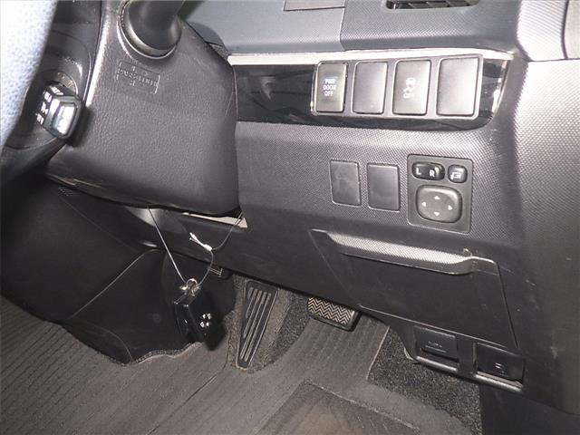 TOYOTA ESTIMA 2015