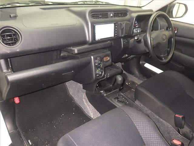 TOYOTA PROBOX 2022
