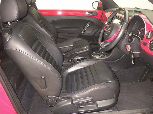 VOLKSWAGEN THE BEETLE 2016