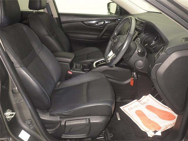 NISSAN X-TRAIL 2019